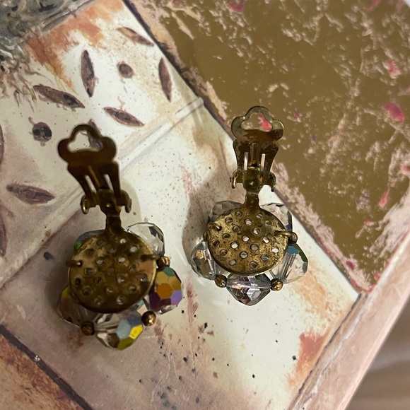 Vintage Art Deco AB Crystal Clip On Earrings - Picture 7 of 9